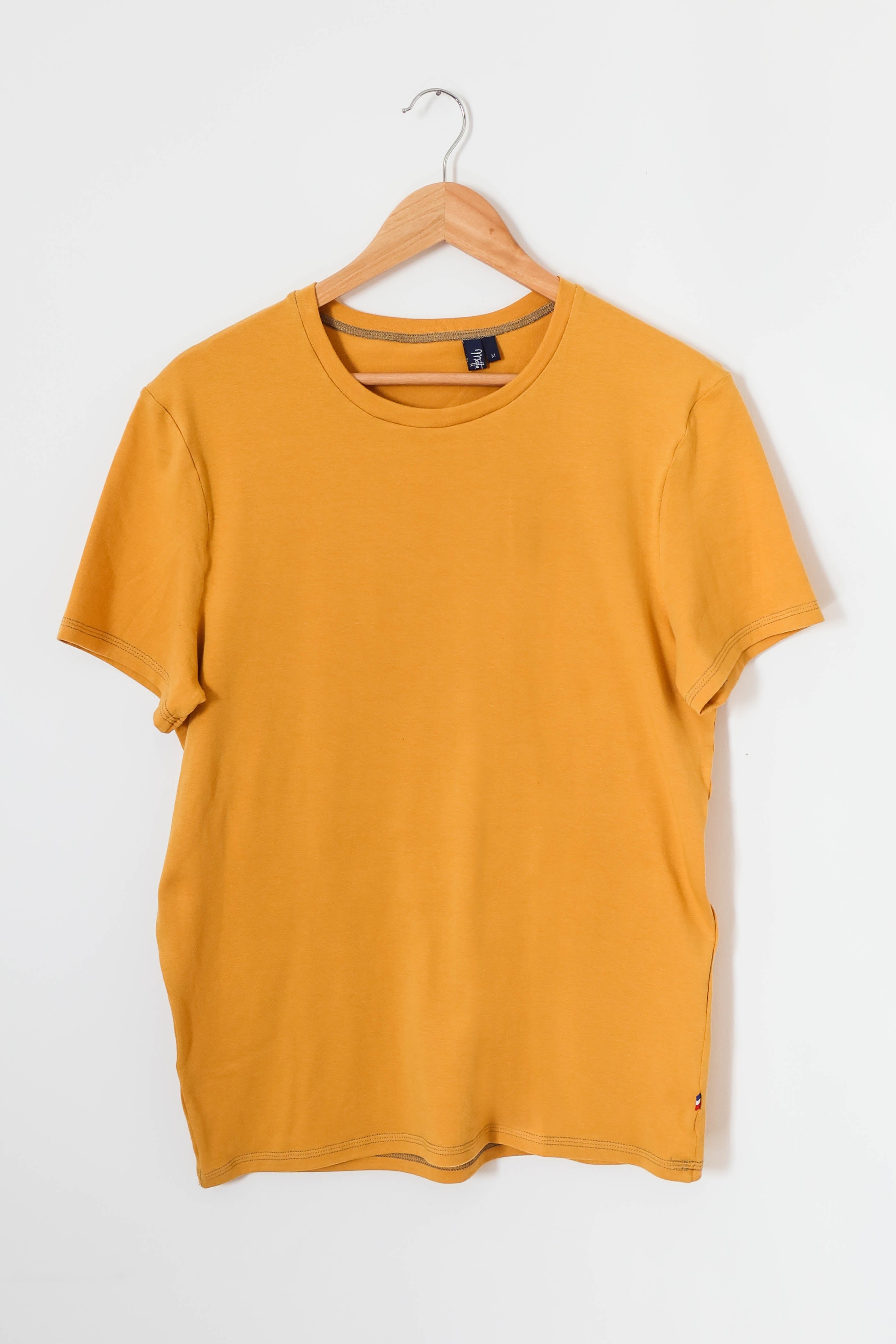 L'INTEMPOREL - Tshirt moutarde